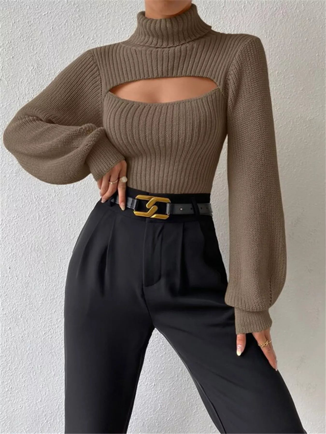 Mathilda - Cómodo jersey de manga larga con cuello alto y abertura delantera