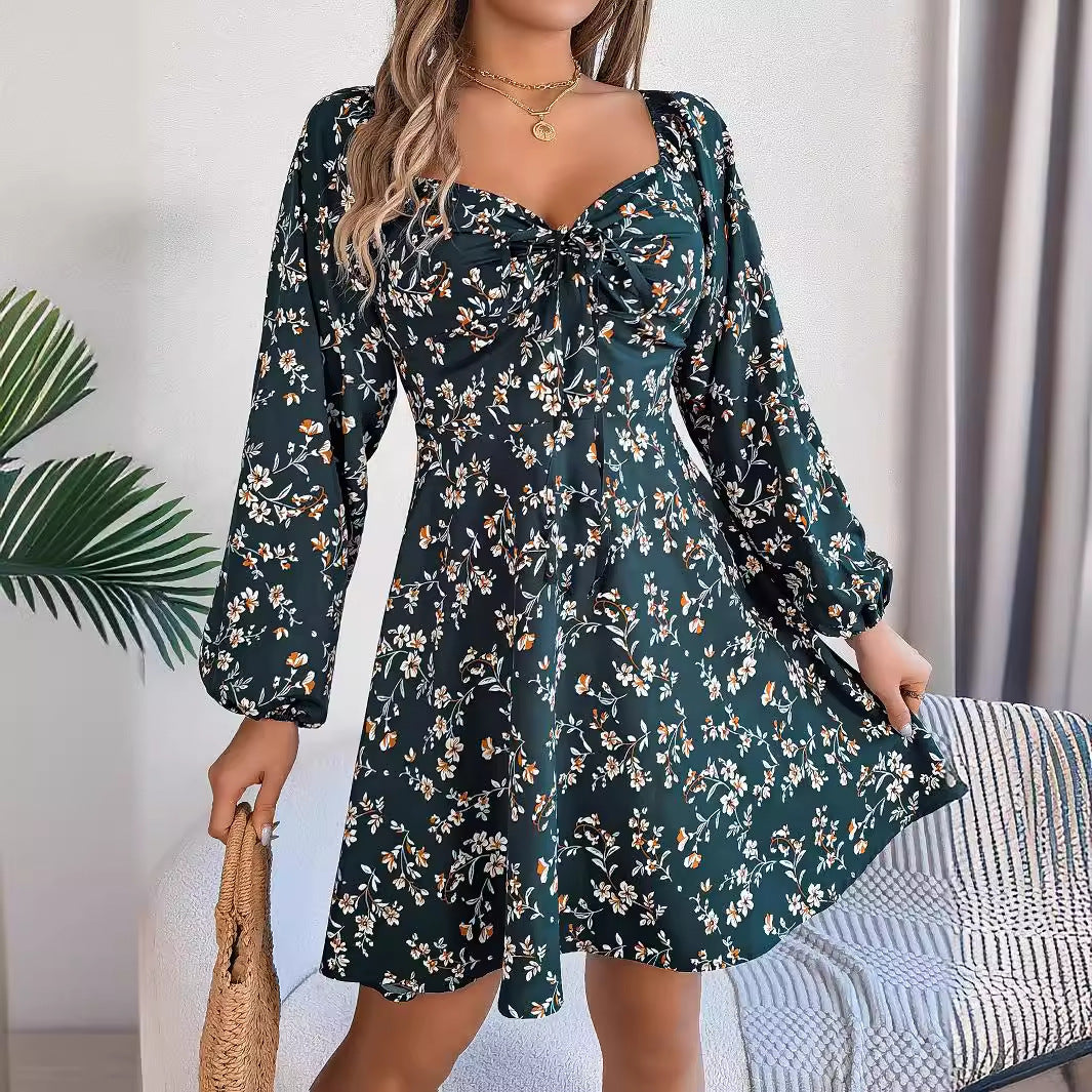 Esmeralda - Elegante minivestido floral de manga larga con farolillo