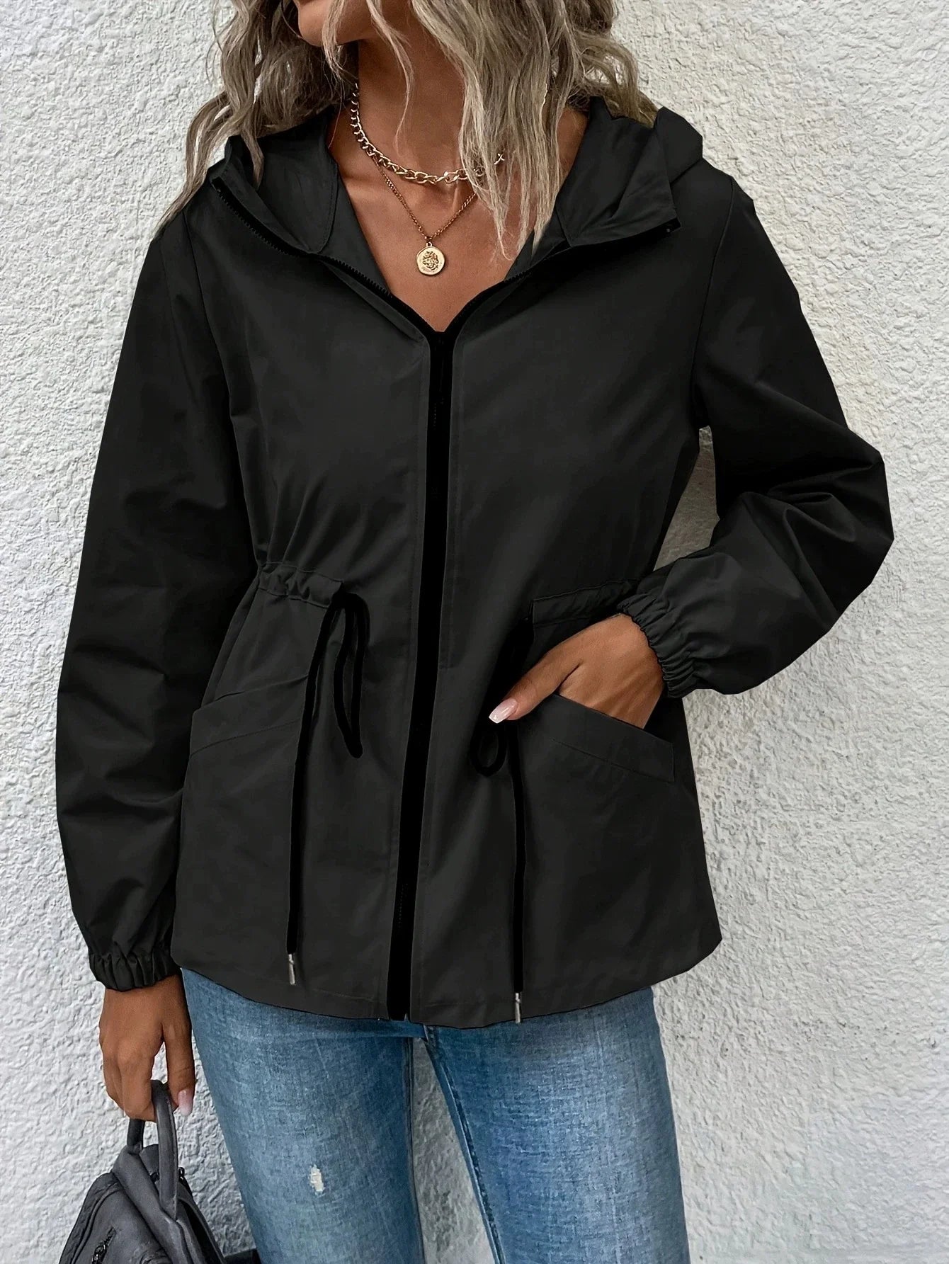 Safina - Chaqueta informal y versátil con capucha para actividades al aire libre