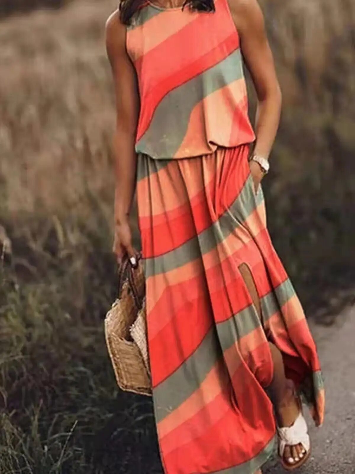Daniela - Chic vestido floral sin mangas