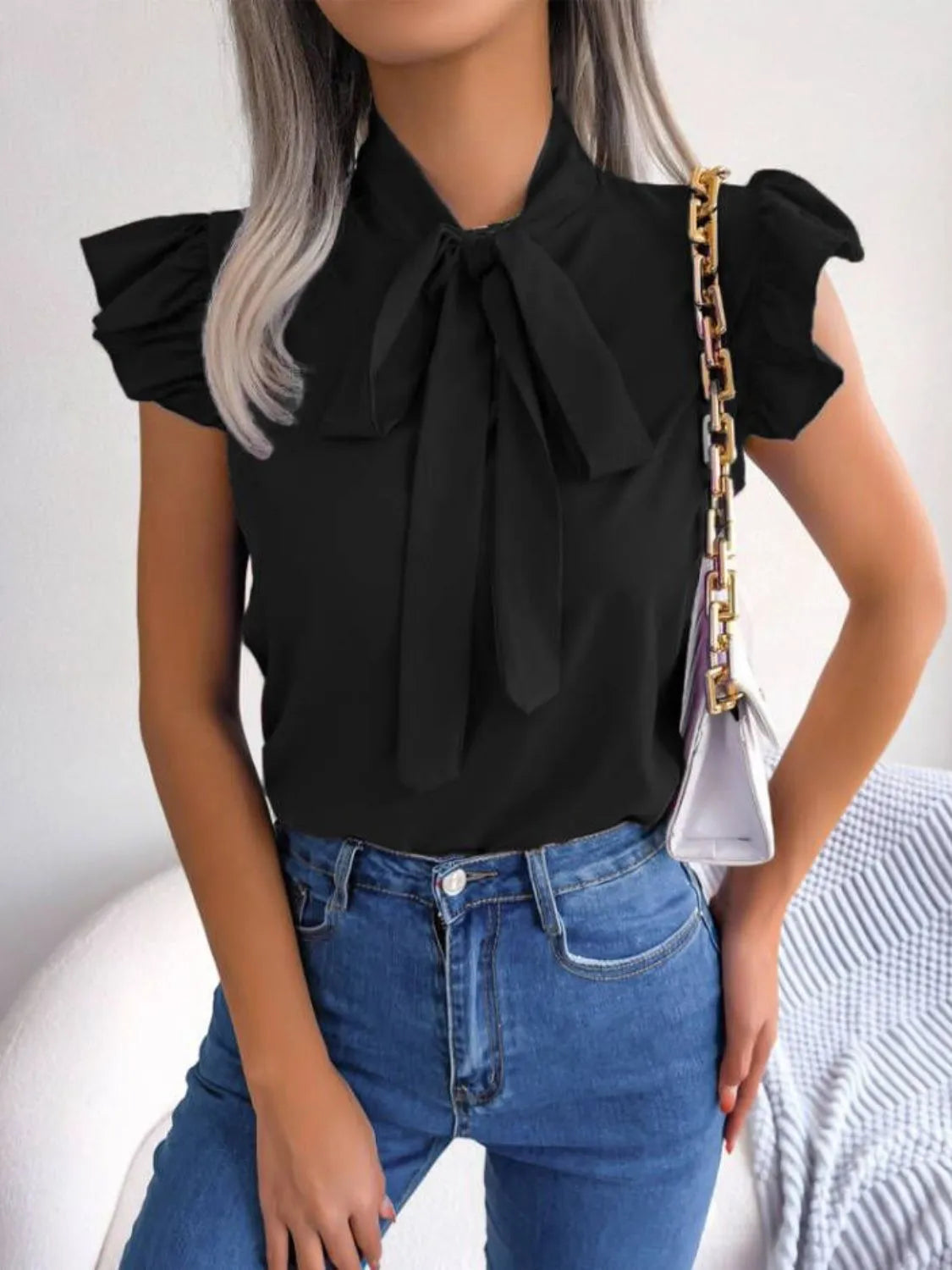 Marielle - Blusa con volantes y pajarita