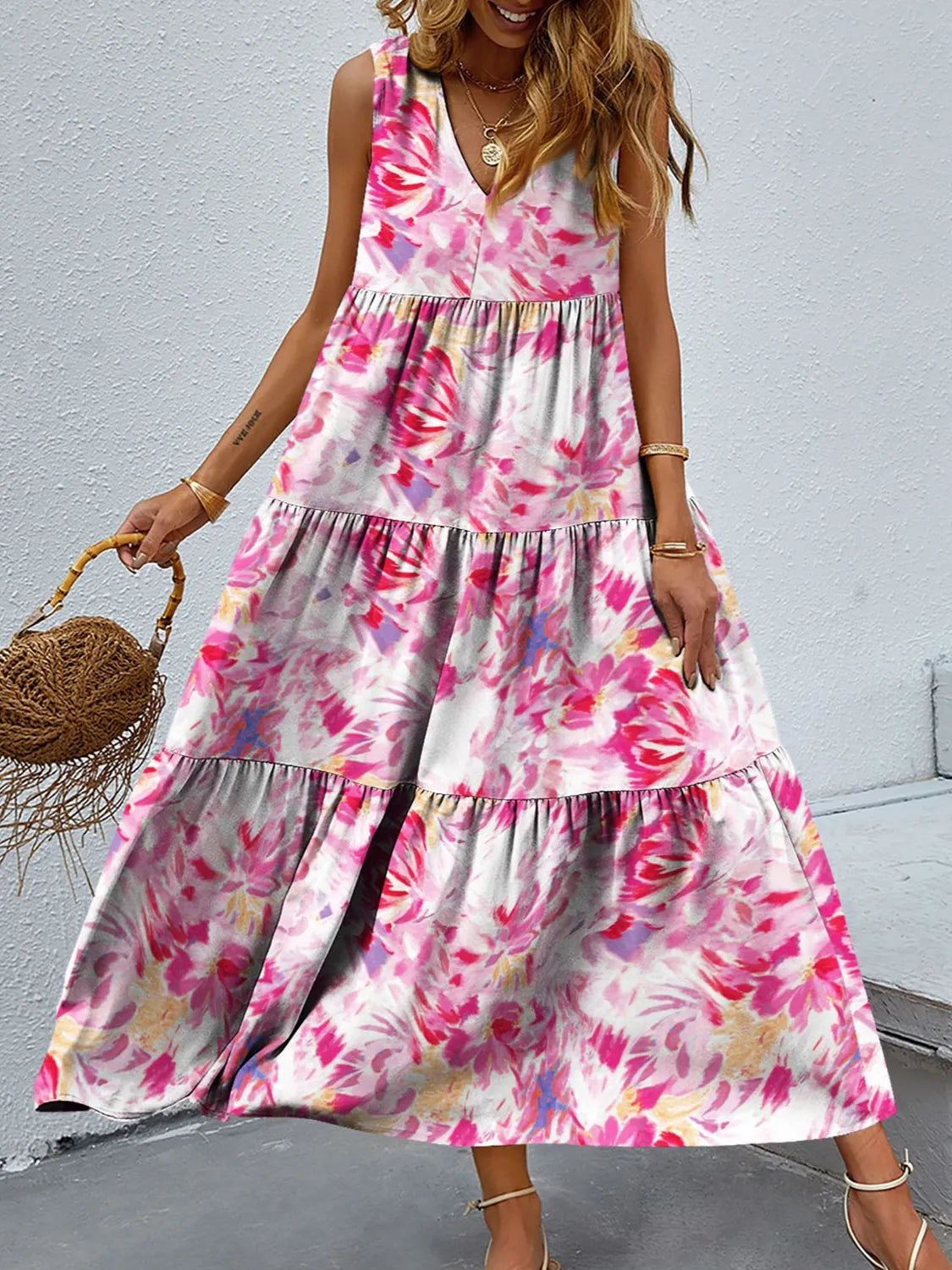 Taylor - Elegante maxivestido floral sin mangas y escote en pico