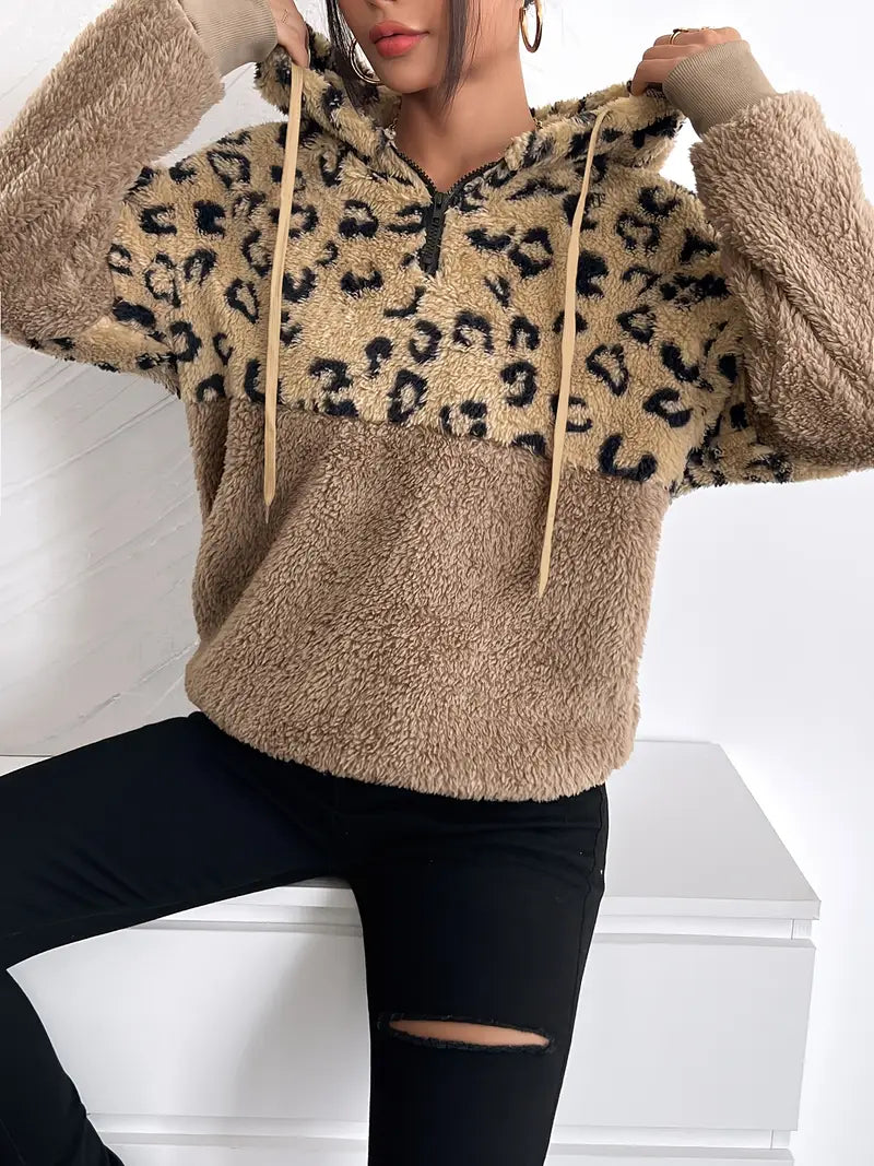 Barkha – Sudadera con capucha y estampado de leopardo