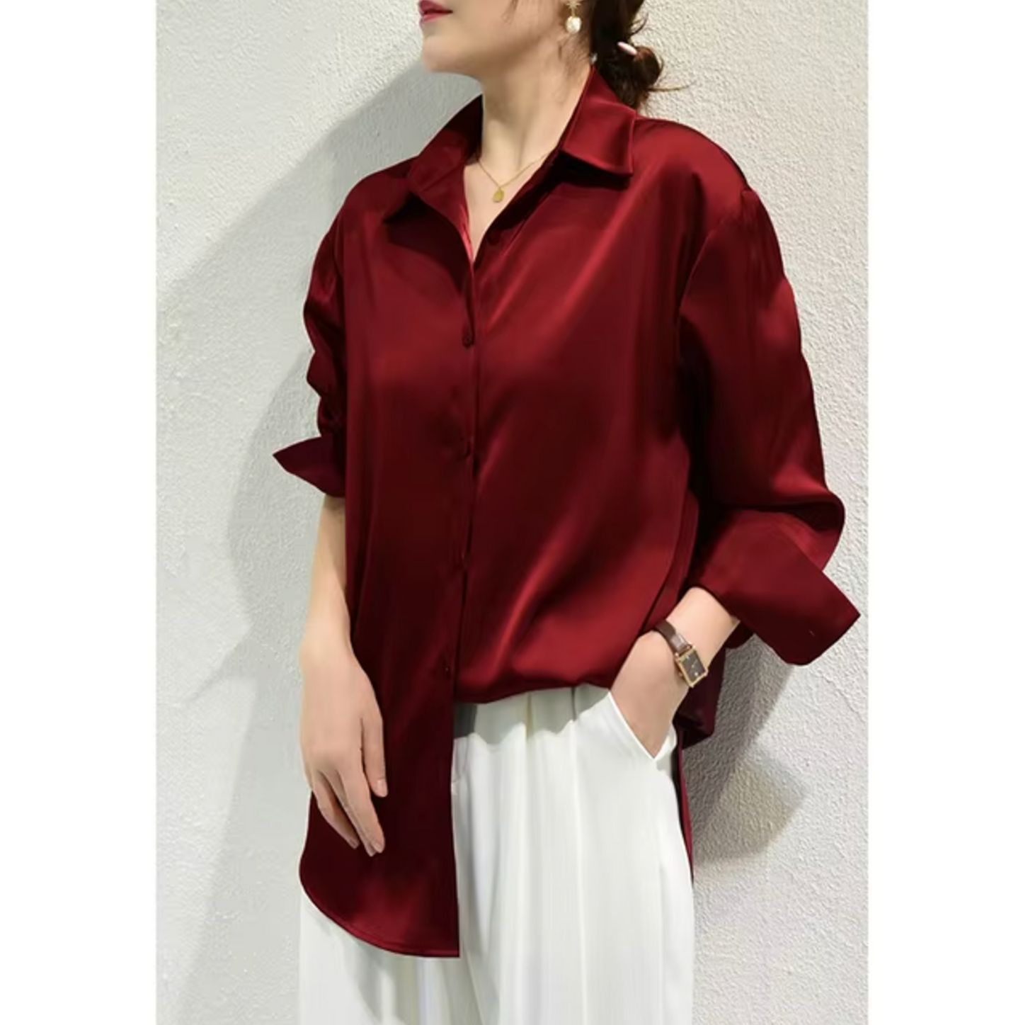 Paige – Blusa satinada elegante