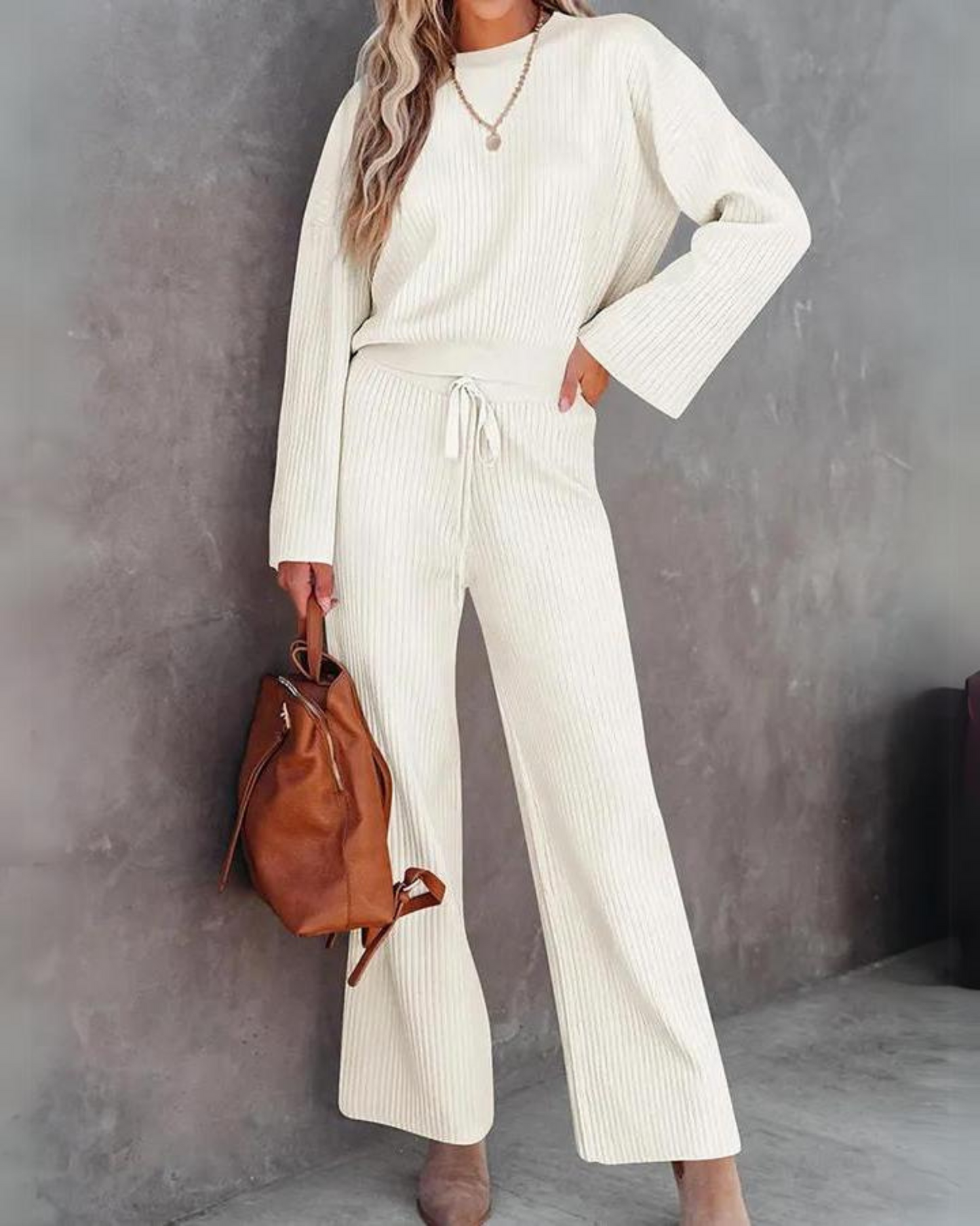 Verla - Elegante conjunto de top y pantalón de manga larga y cuello redondo