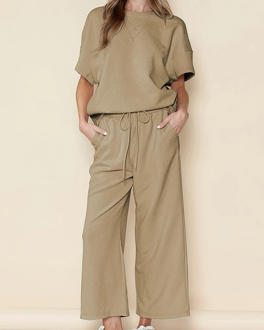 Tessie - Conjunto de camisa holgada y pantalón ancho