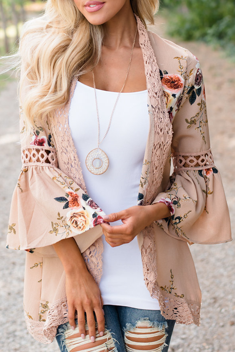 Pia - Chaqueta versátil y elegante con blusa de flores