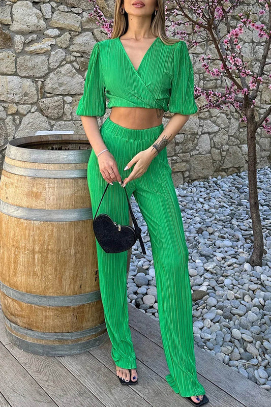 Marisol - Elegante conjunto de crop top de media manga y pantalón