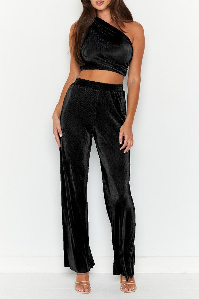 Maris - Elegante conjunto de crop top con un hombro y pantalones anchos