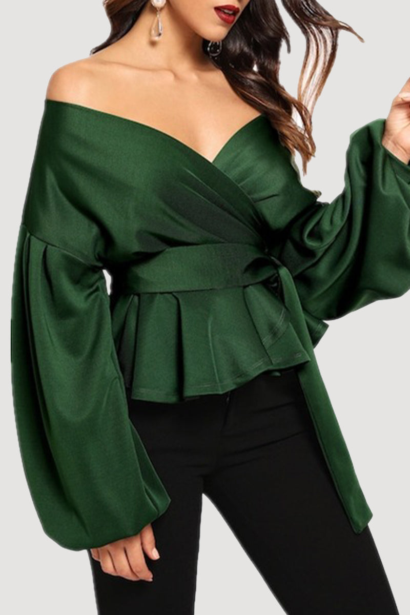 Camellia - Elegante blusa con hombros descubiertos y cuello en V, manga larga y cintura ceñida