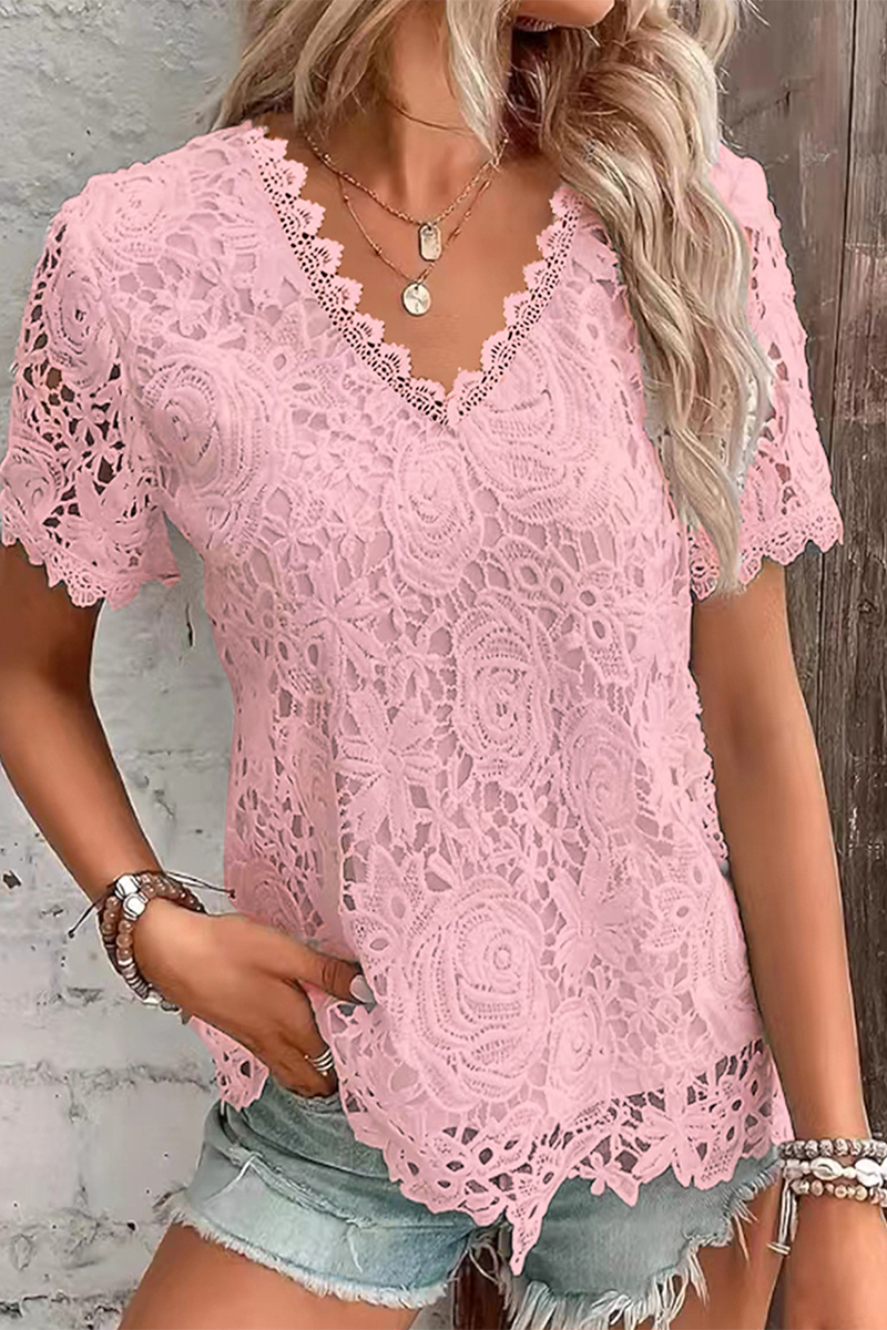 Lilith - Elegante blusa de encaje floral y cuello en V
