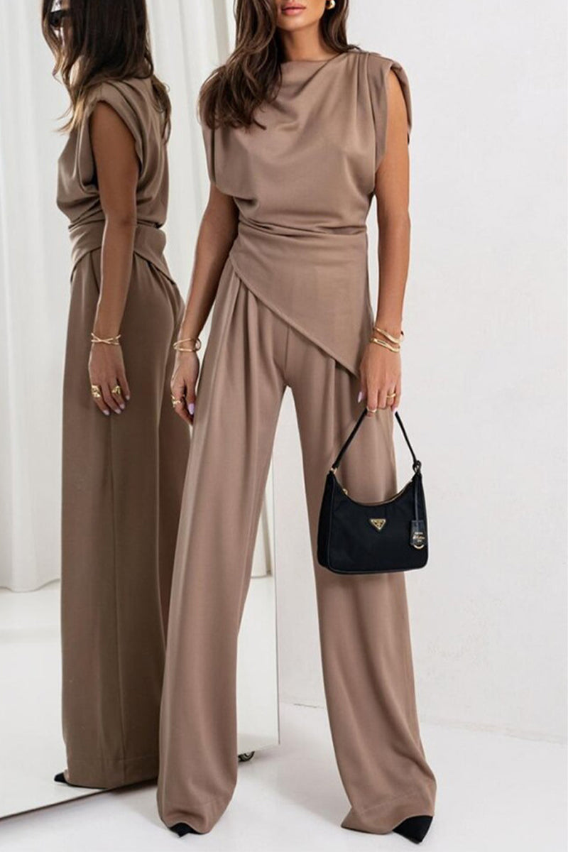 Madeleine - Elegante conjunto de blusa sin mangas y pantalón con pliegues