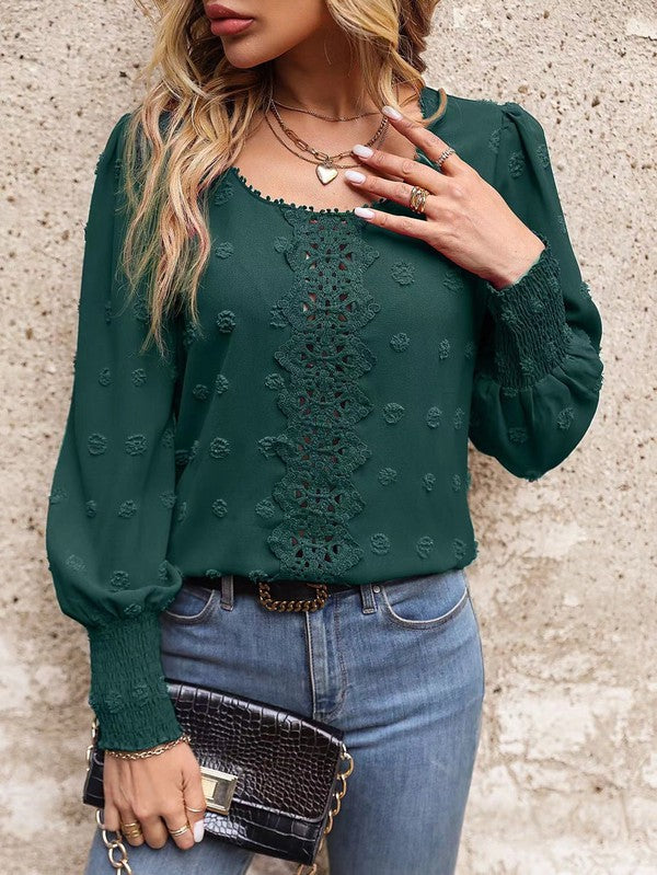 Vienna - Elegante blusa de lunares suizos de manga larga