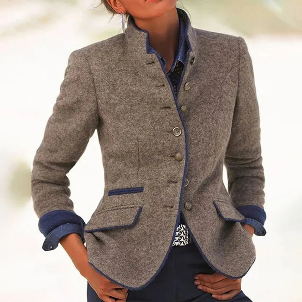 Dinna – Blazer confeccionada en lana de alta calidad