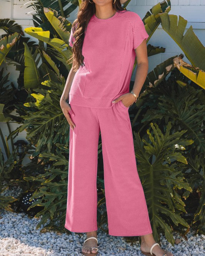 Melisa - Conjunto elegante de camiseta de manga corta de punto acanalado y pantalón de pata ancha