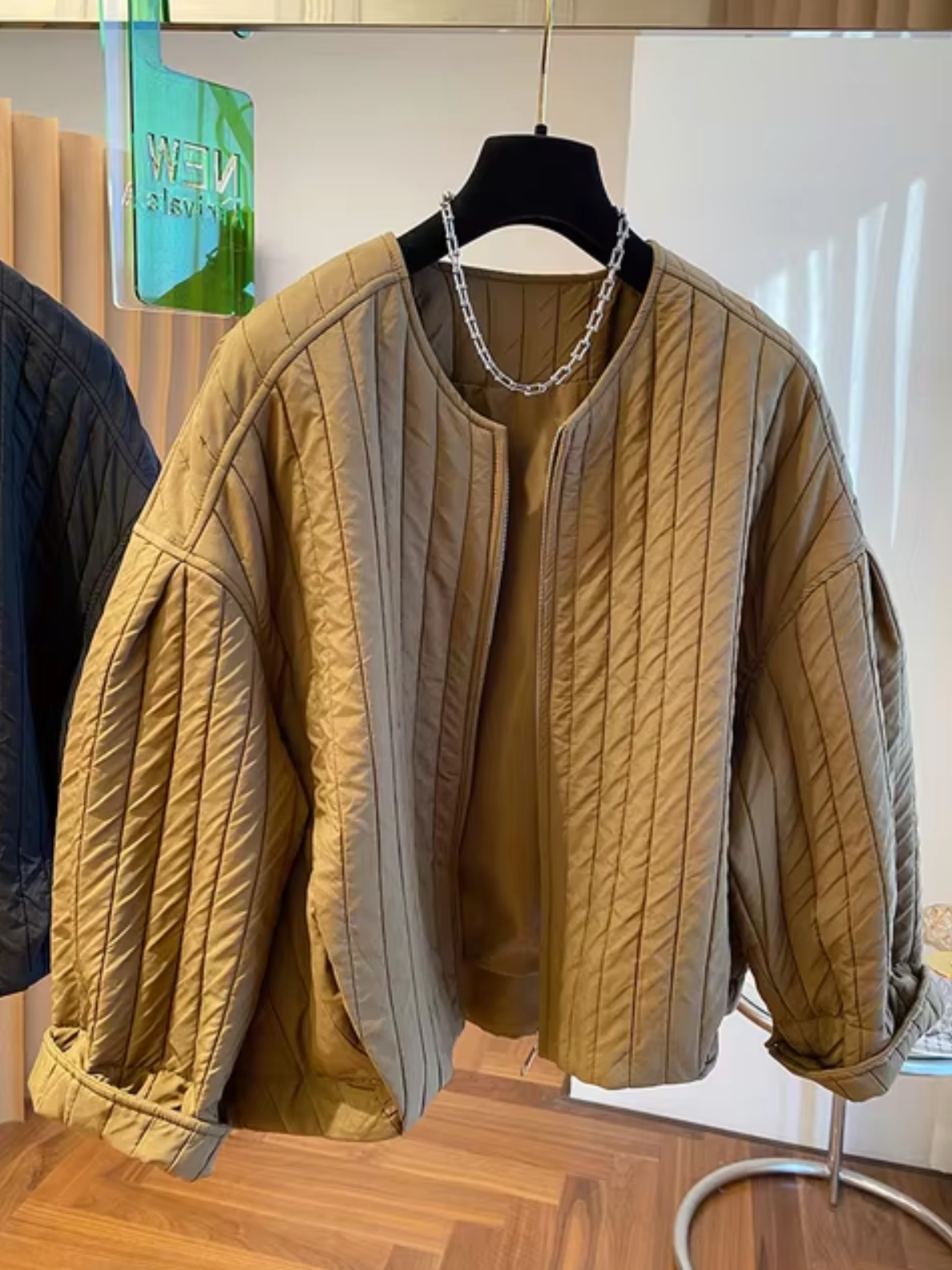 Aira - Chaqueta acolchada con cremallera