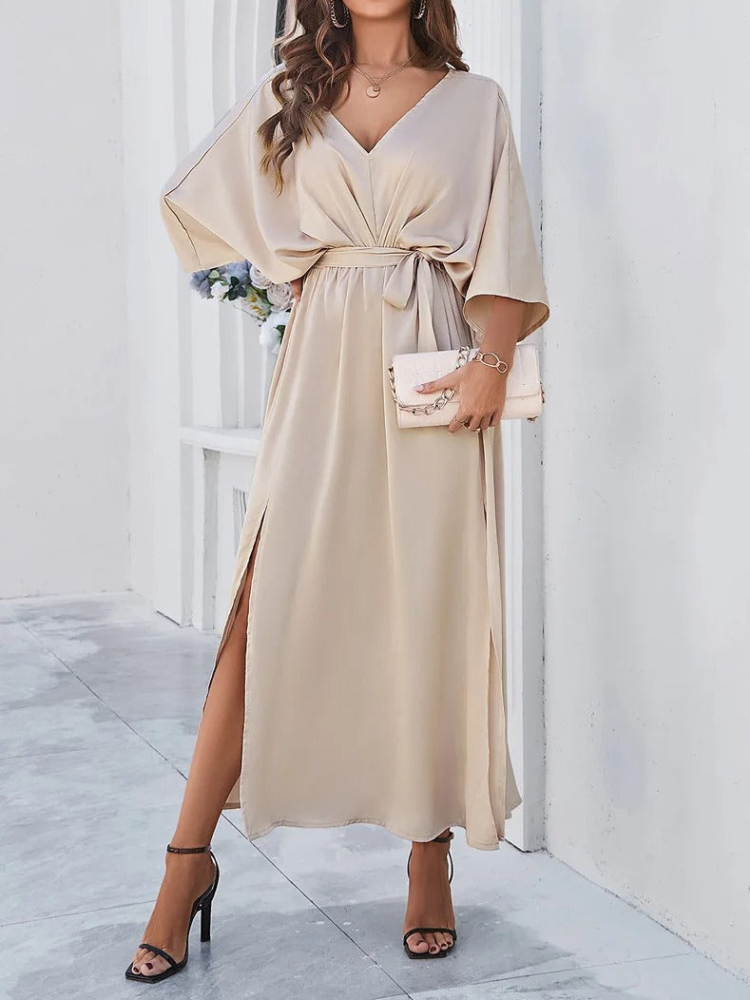 Marianna - Estiloso vestido largo con mangas murciélago y cuello en V