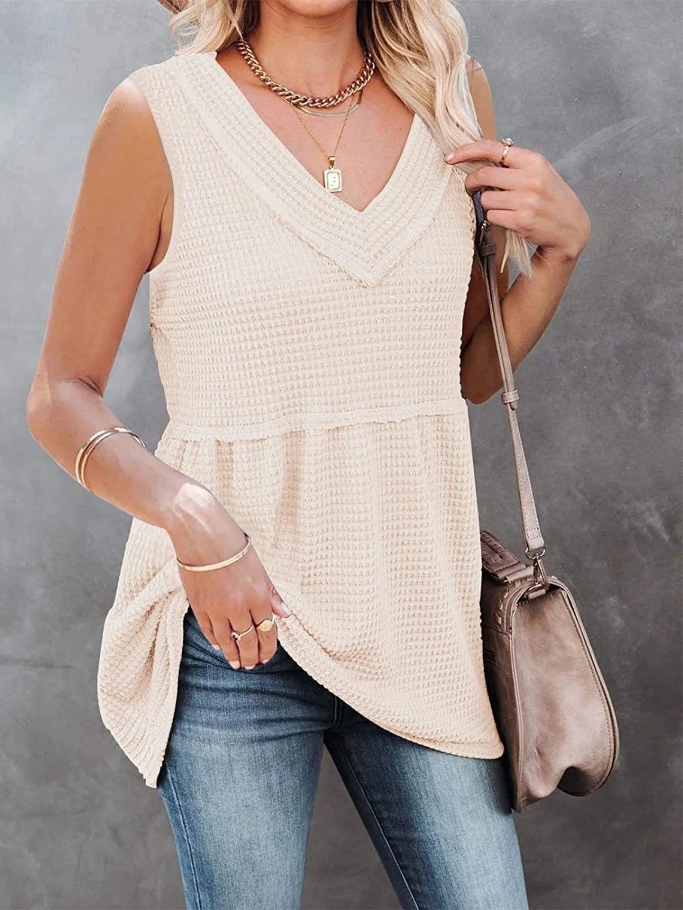 Amelia - Camiseta sin mangas de punto con cuello en V y ribete en contraste