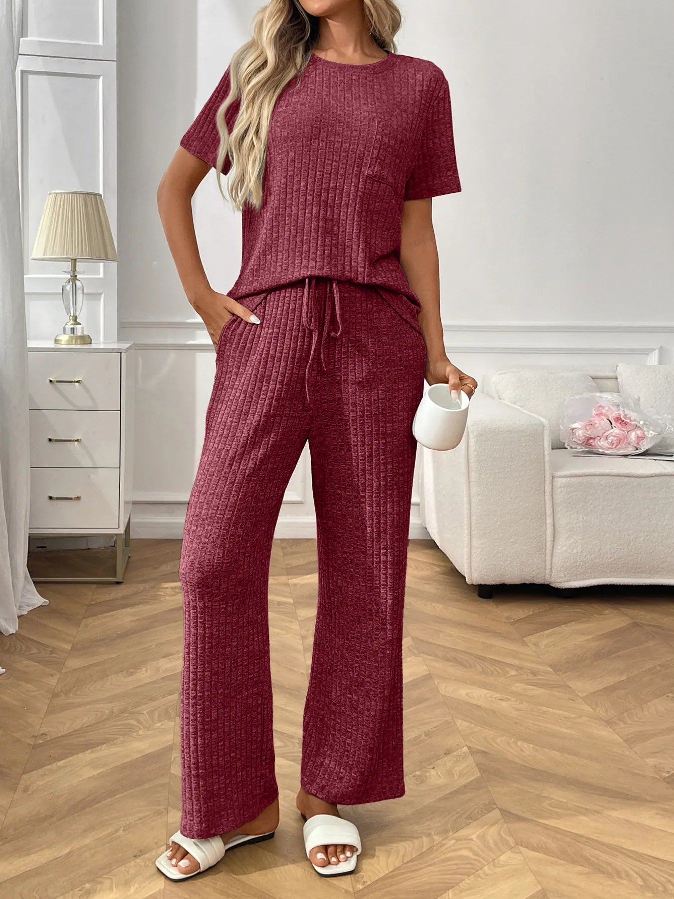 Helene - Elegante conjunto de pantalón y top de manga corta de punto acanalado