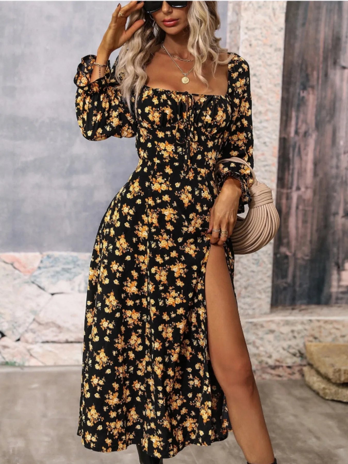 Anastasia - Elegante vestido de cuello cuadrado y manga volante con estampado floral