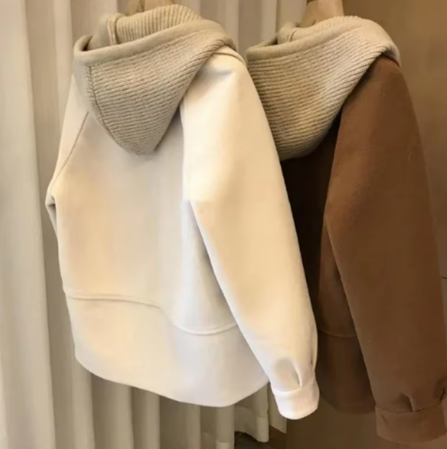 Chloe – Chaqueta gruesa con capucha