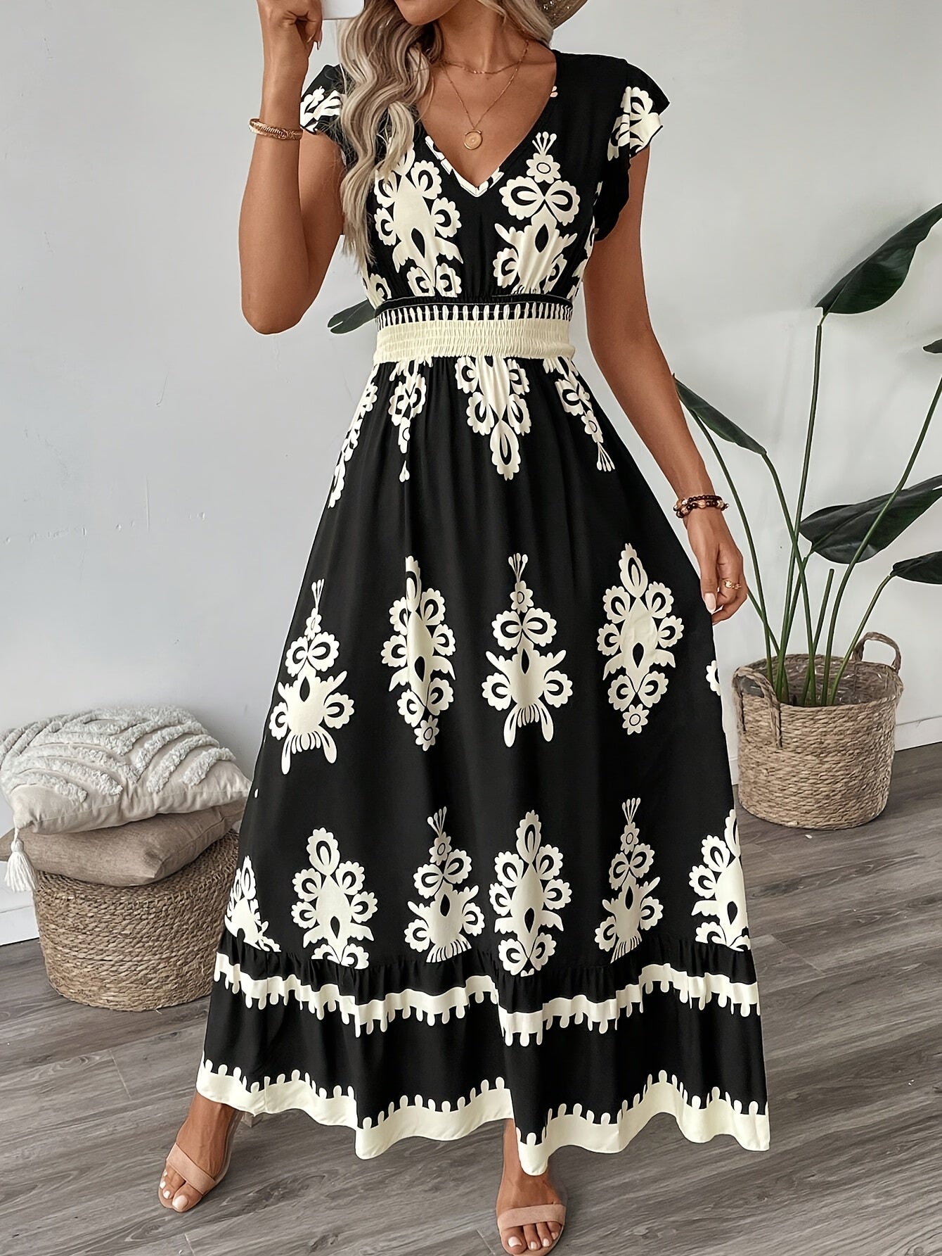 Belicia - Elegante maxivestido bohemio con estampado étnico y cuello en V y manga larga