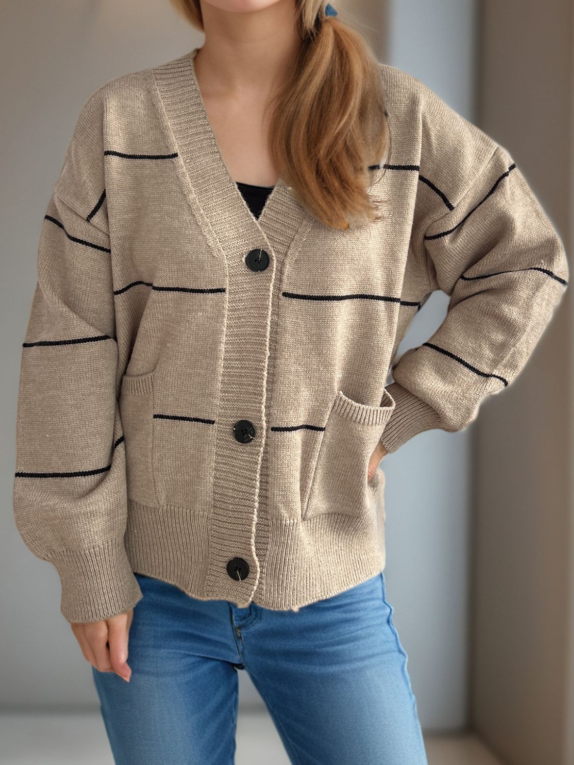 Aubrey - Chaqueta informal de manga larga con cuello en V y botones a rayas