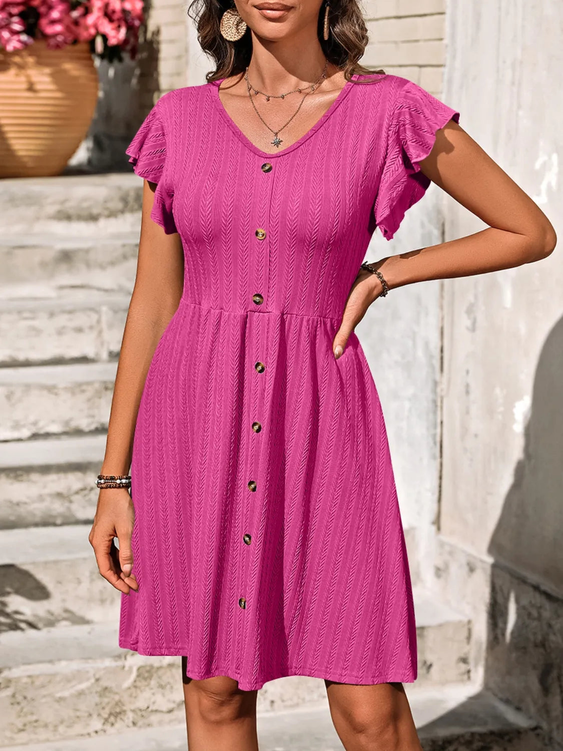 Marina - Elegante vestido de manga larga con volantes y cuello en V abotonado