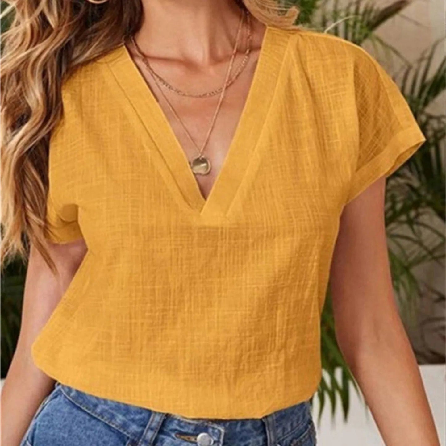 Lianna - Cómoda blusa casual de manga corta y cuello en V