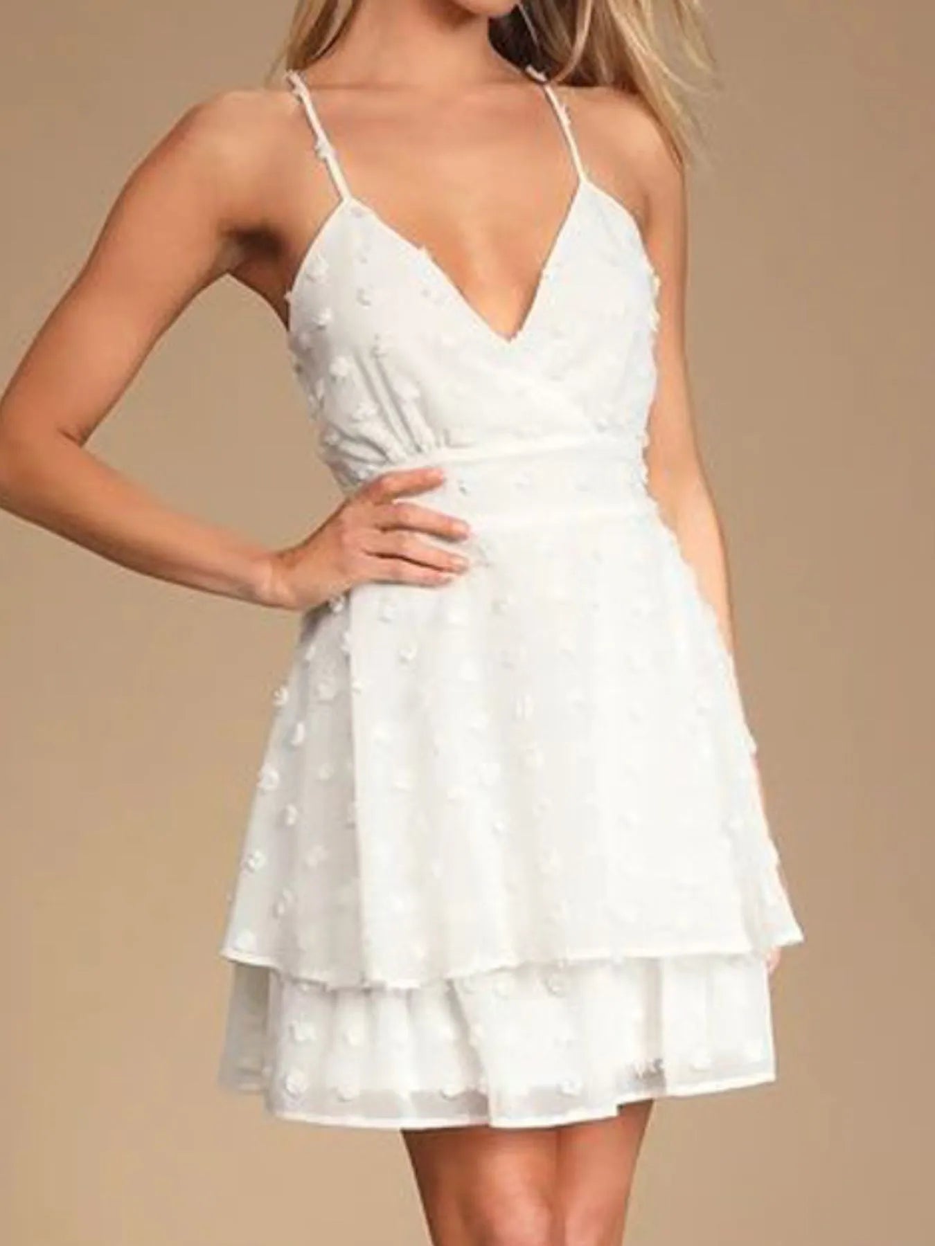 Shania - Elegante minivestido de lunares en V