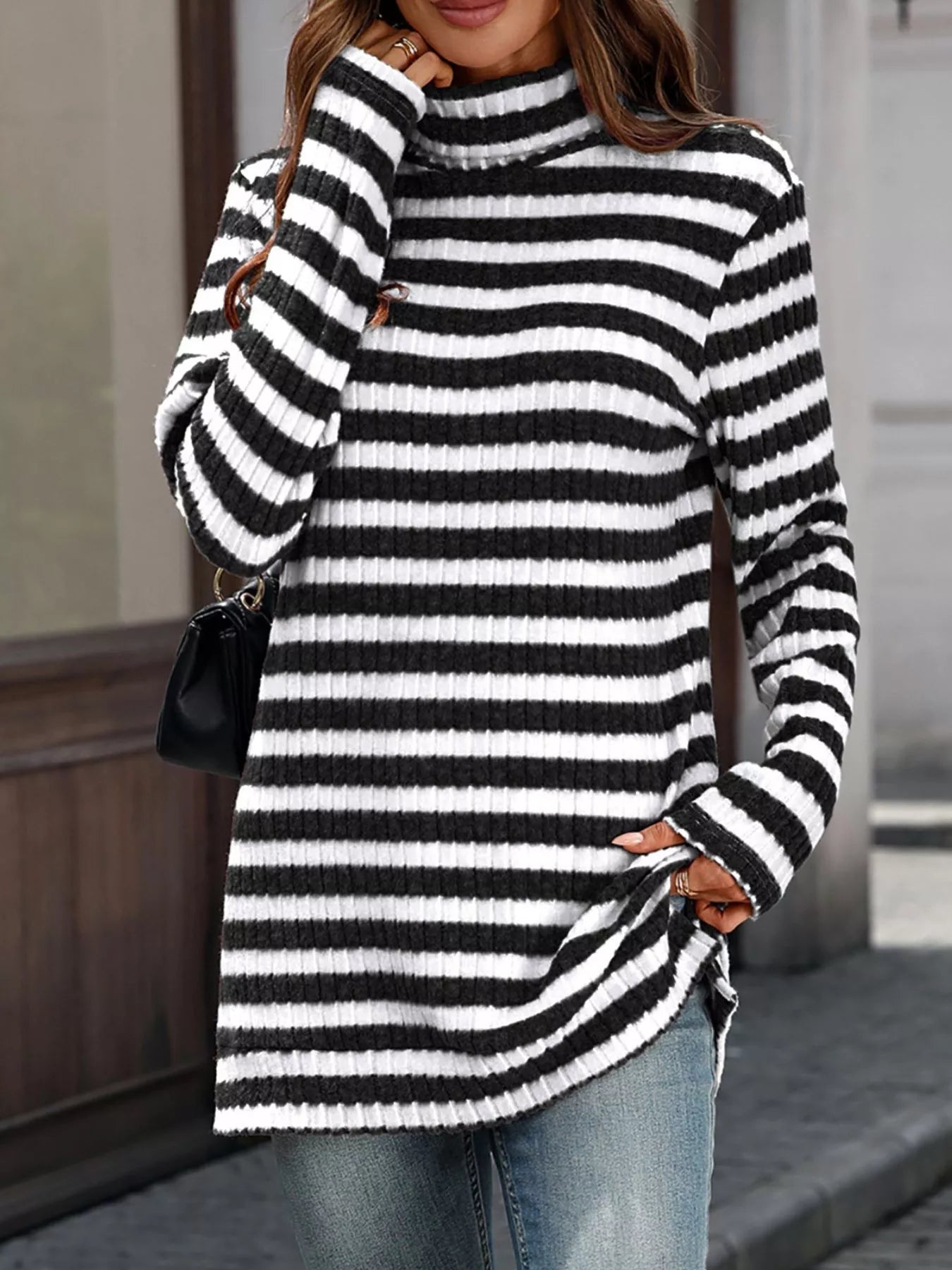Carmelina - Elegante jersey de manga larga con cuello alto a rayas