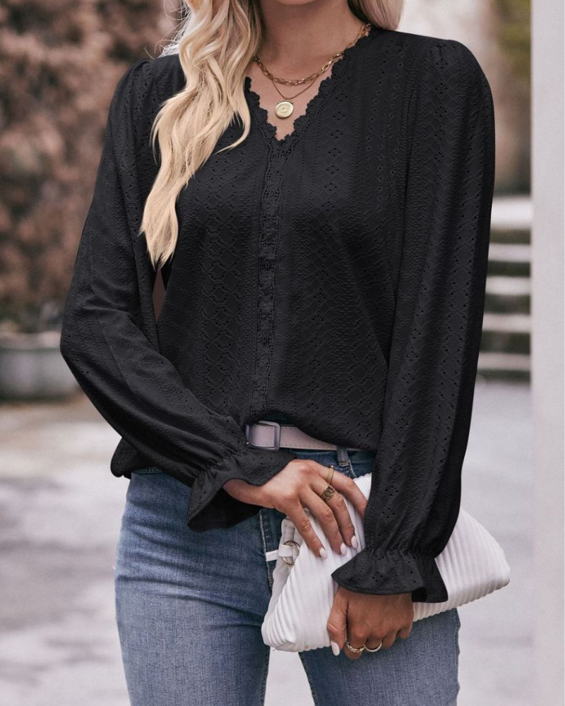 Rhea - Elegante blusa con cuello en V y manga volante