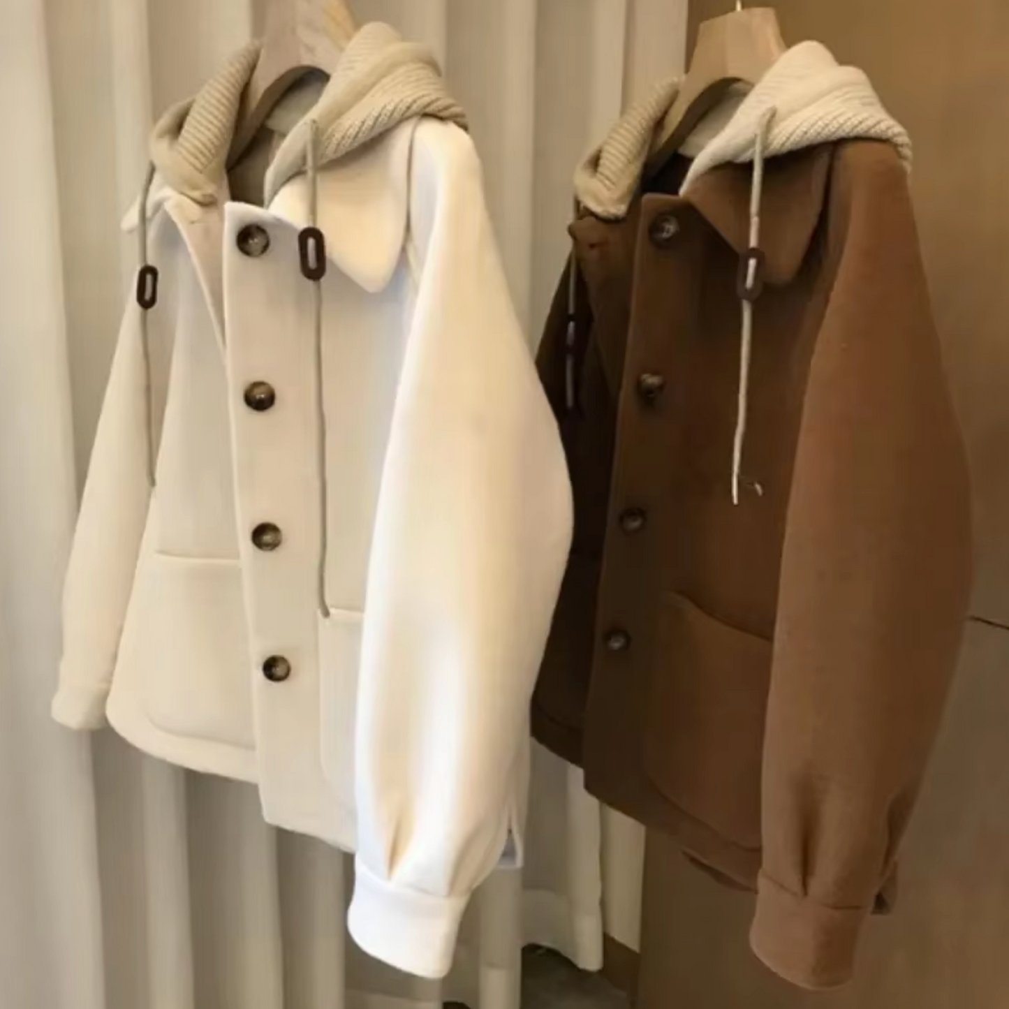 Chloe – Chaqueta gruesa con capucha