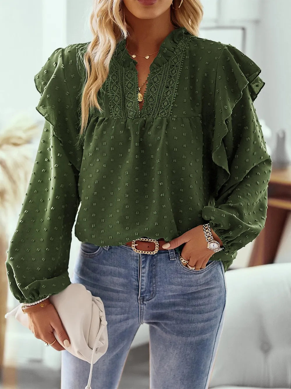 Alyana - Elegante blusa de manga larga con volantes de lunares suizos