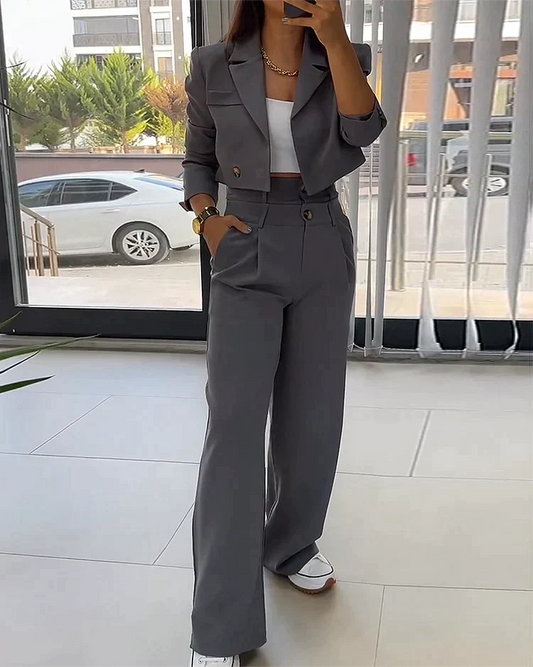 Esmerelda – Elegante traje de dos piezas para mujer
