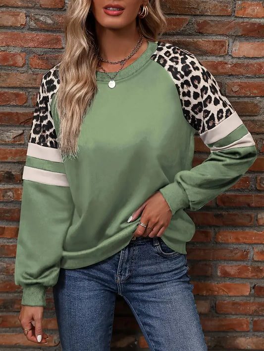 Atasha – Blusa de manga larga con estampado de leopardo