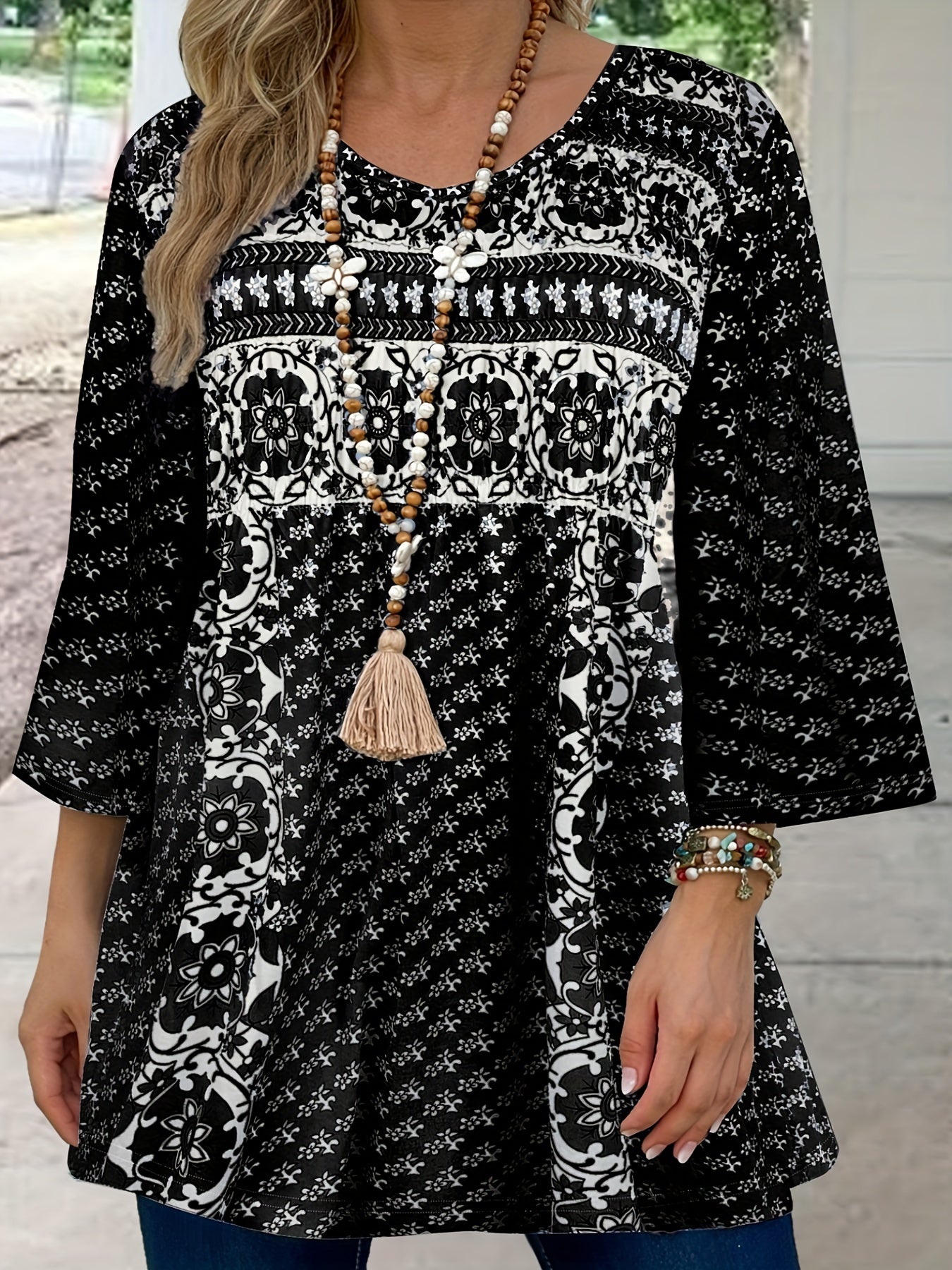 Patrisha - Elegante blusa suelta de media manga con estampado boho