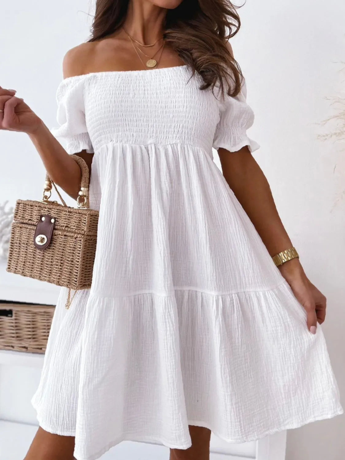 Blair - Elegante minivestido de manga corta y hombros descubiertos