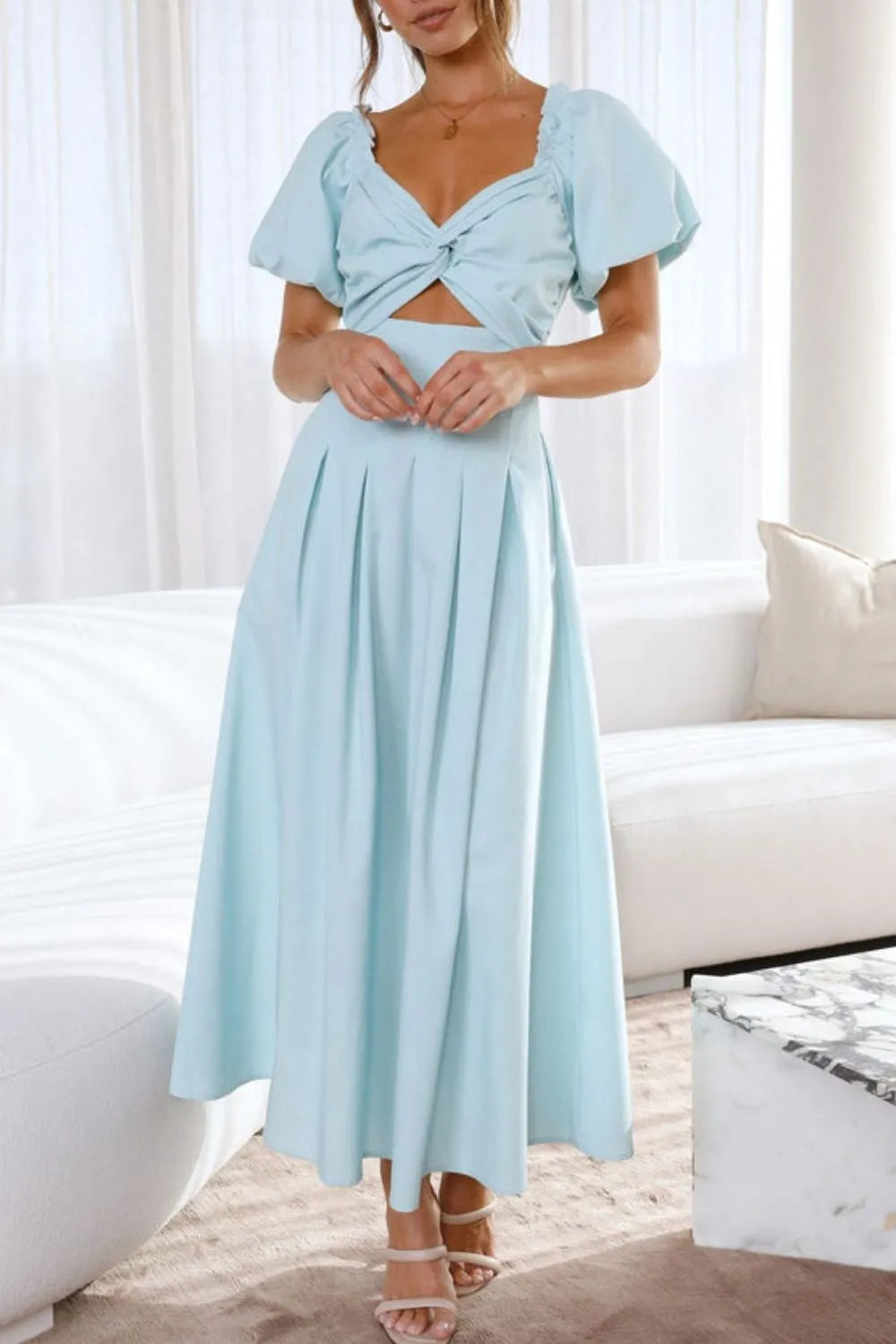 Nicolle - Elegante vestido con mangas abullonadas