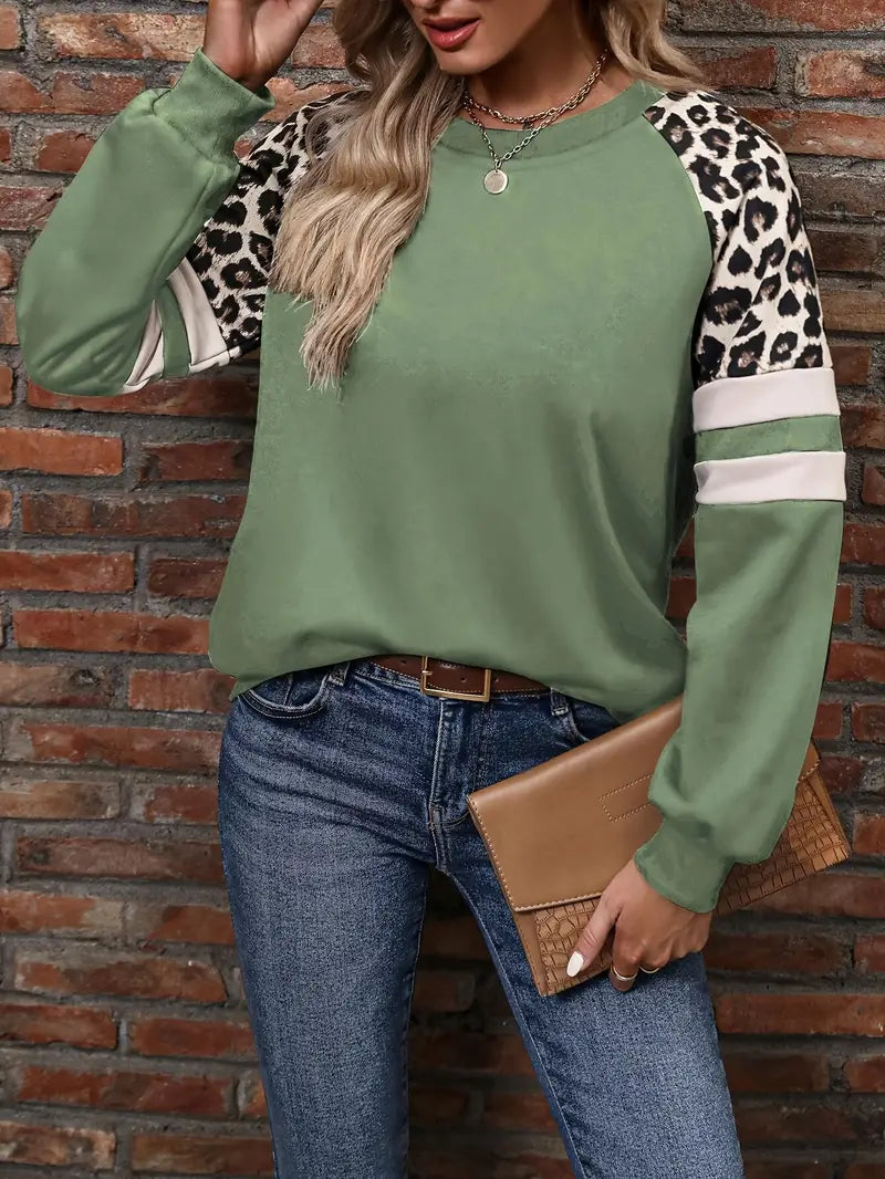 Atasha – Blusa de manga larga con estampado de leopardo