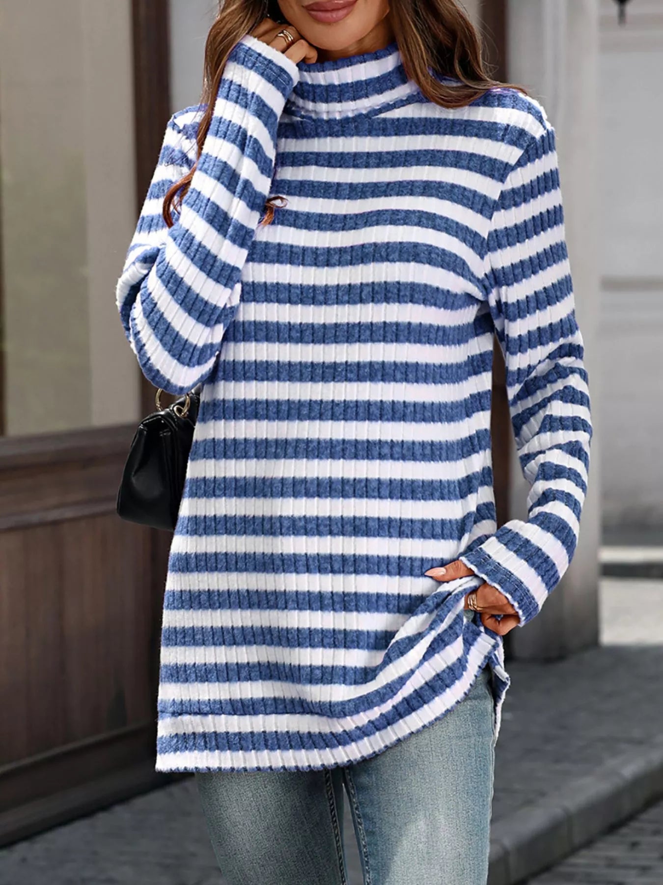 Carmelina - Elegante jersey de manga larga con cuello alto a rayas
