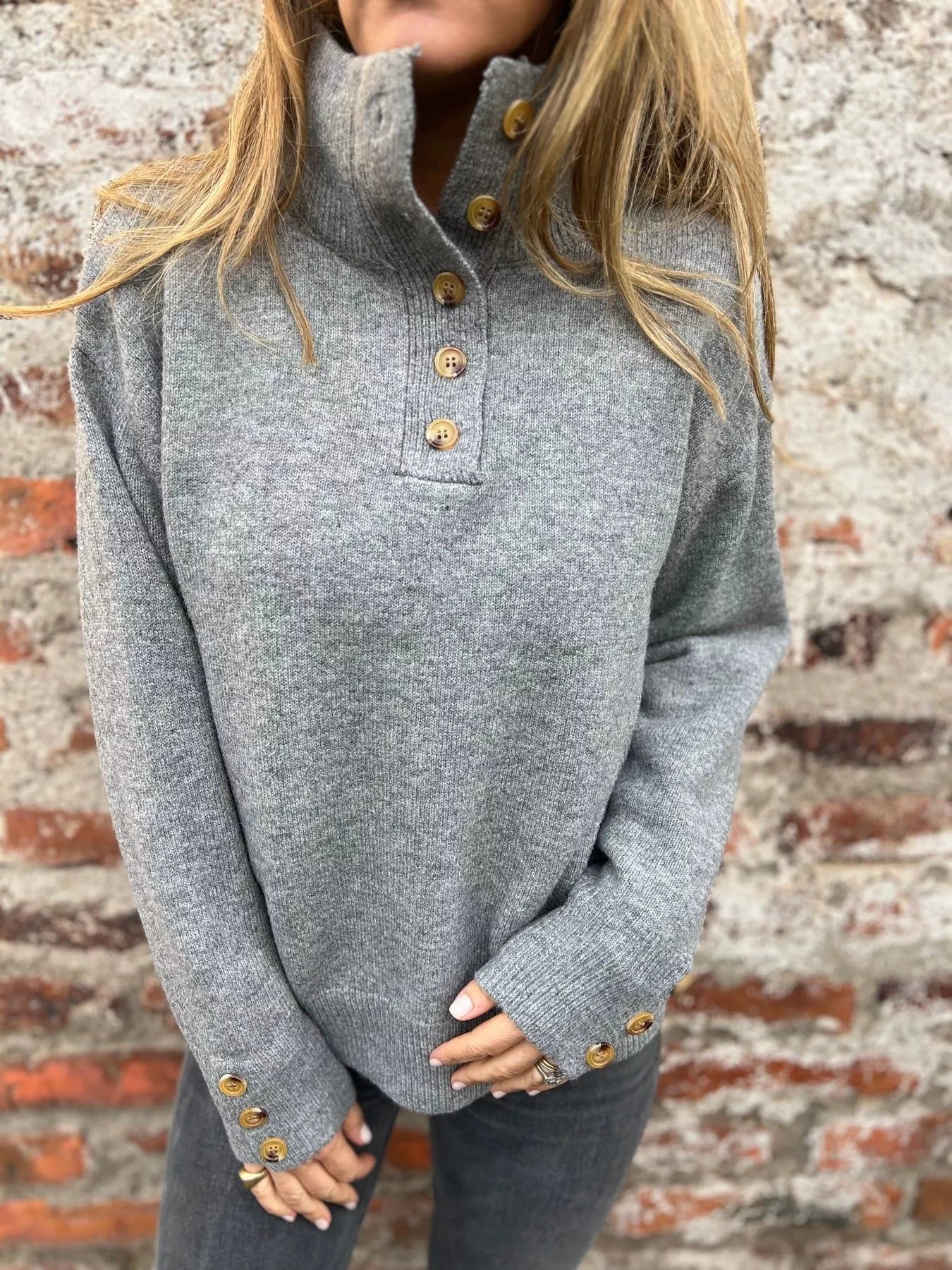 Yarissa - Cálido jersey holgado de cuello alto