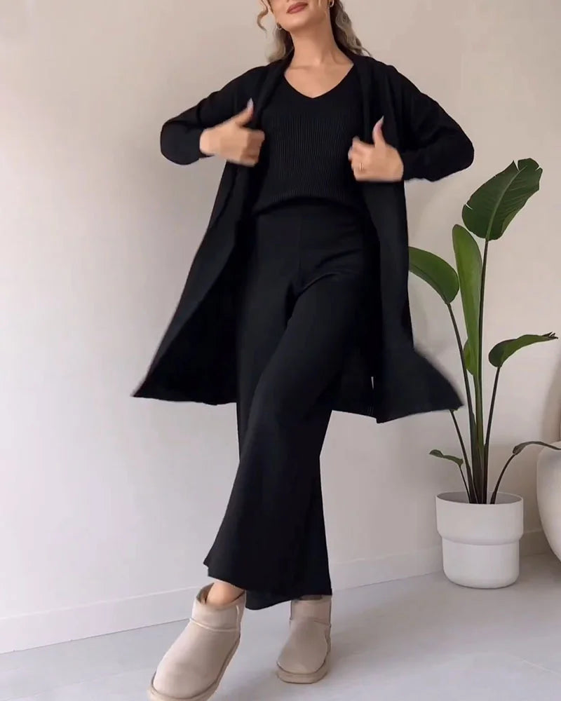 Thea - Elegante conjunto de tres piezas de top sin mangas y pantalón con cárdigan suelto