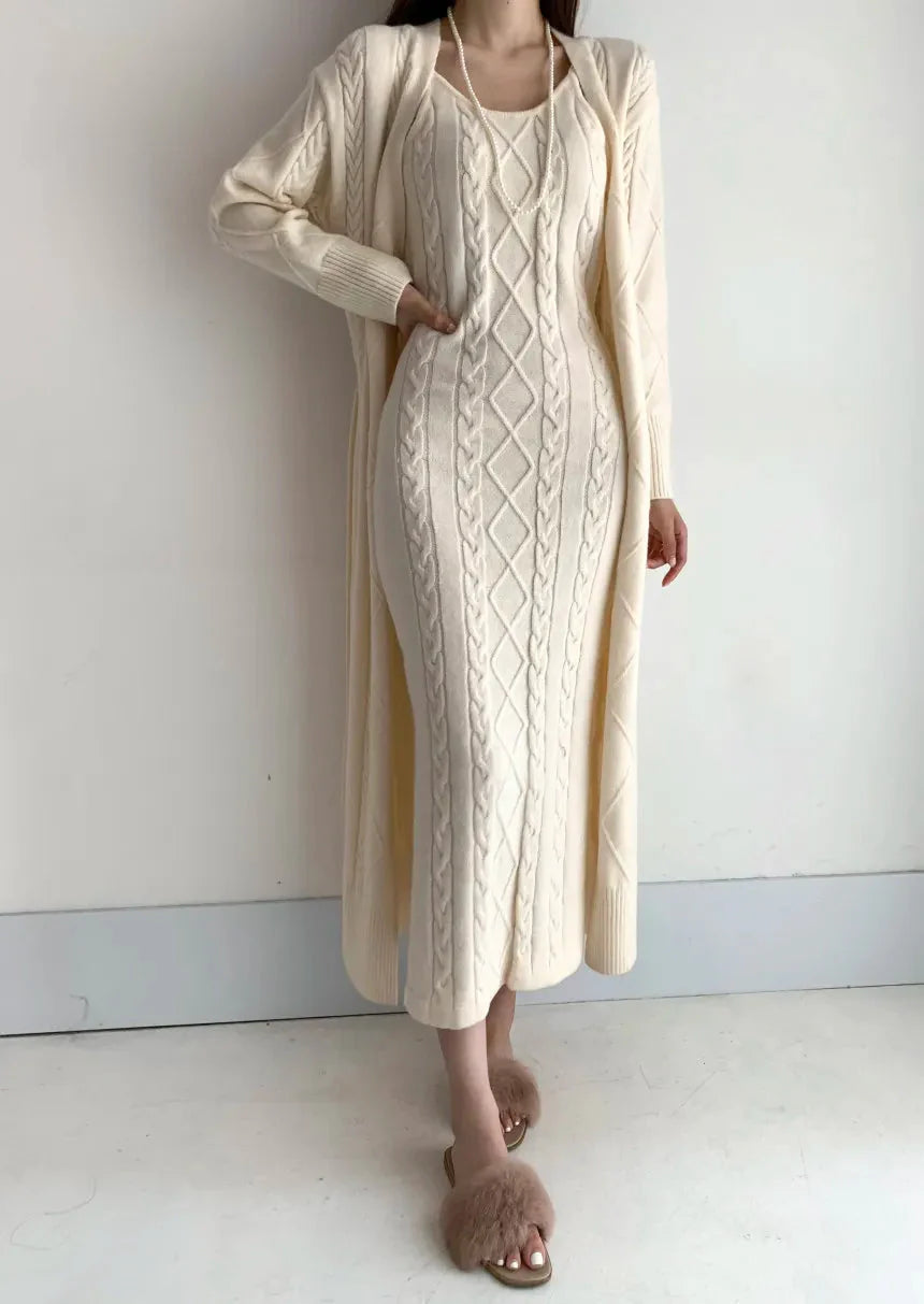 Zandra - Elegante conjunto de vestido largo y chaqueta de punto