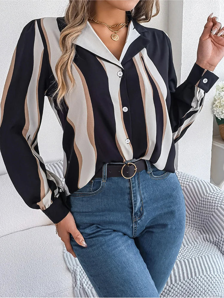 Quinivere - Elegante blusa abotonada de rayas onduladas y manga larga