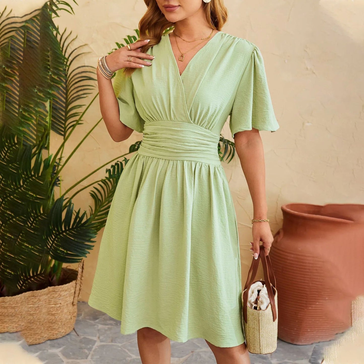 Oliviana - Elegante vestido midi de manga corta con cuello en V