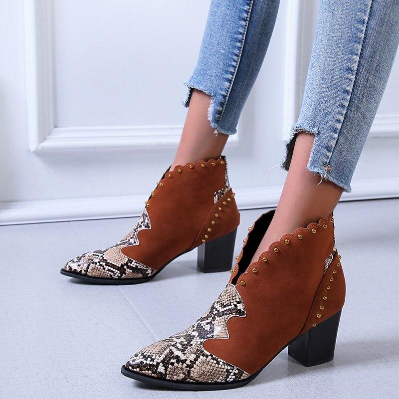 Botines Cowboy con Tachuelas