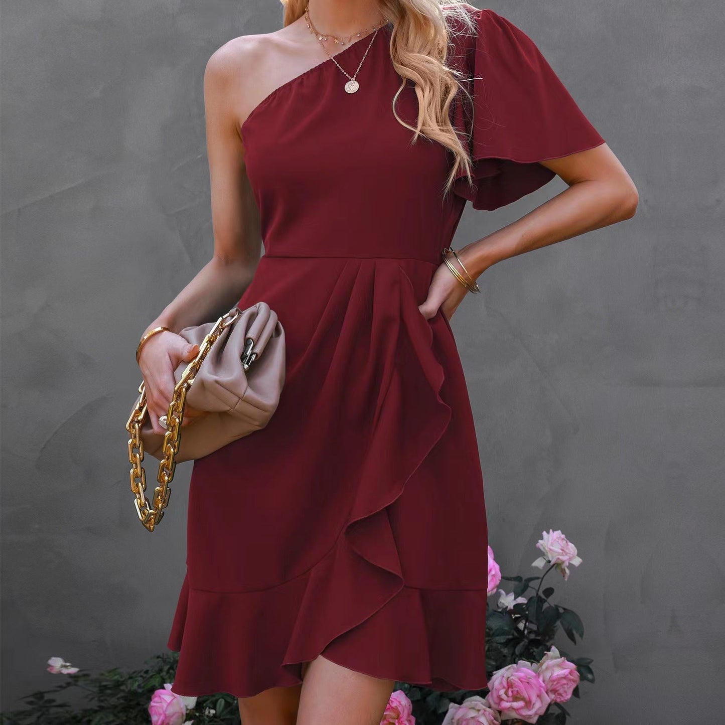 Kristen - Elegante minivestido de un hombro