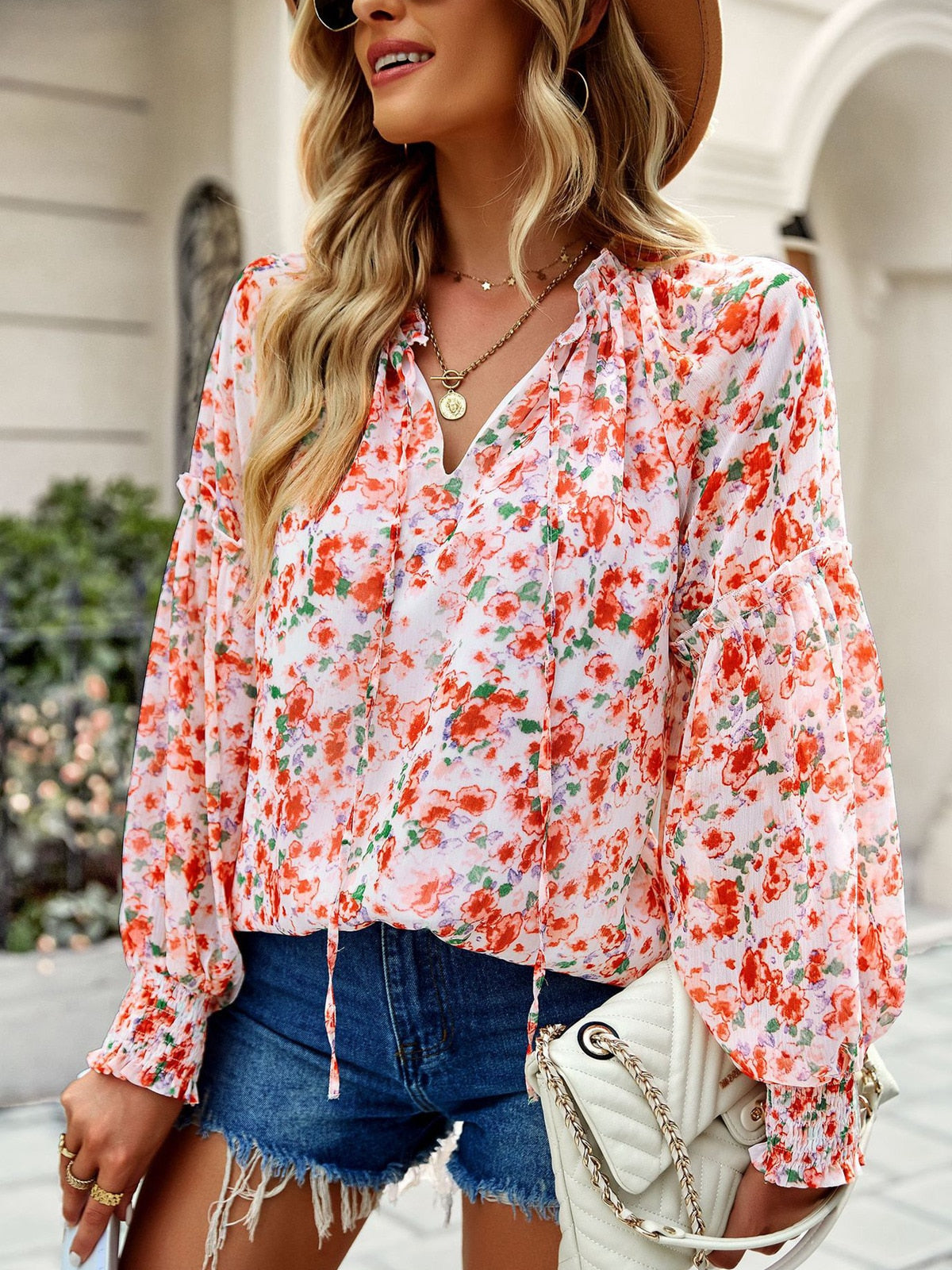 Jonalyn - Elegante blusa de manga larga con estampado floral