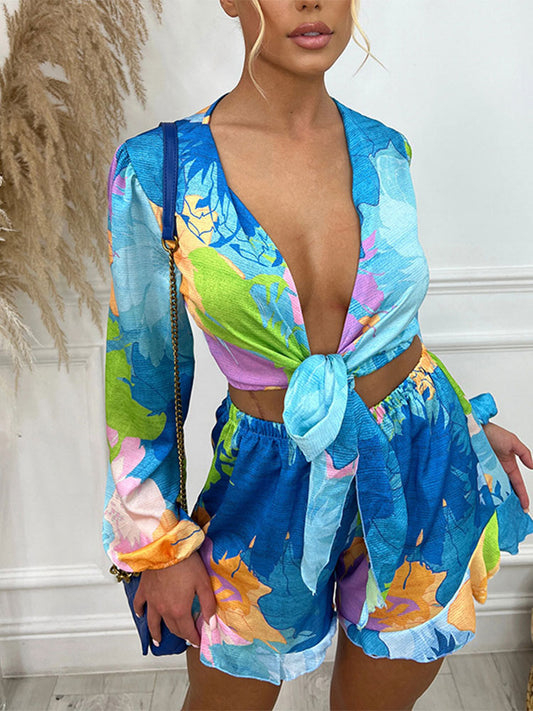 Nancy - Estiloso conjunto de verano de top y pantalones cortos con lazos de colores